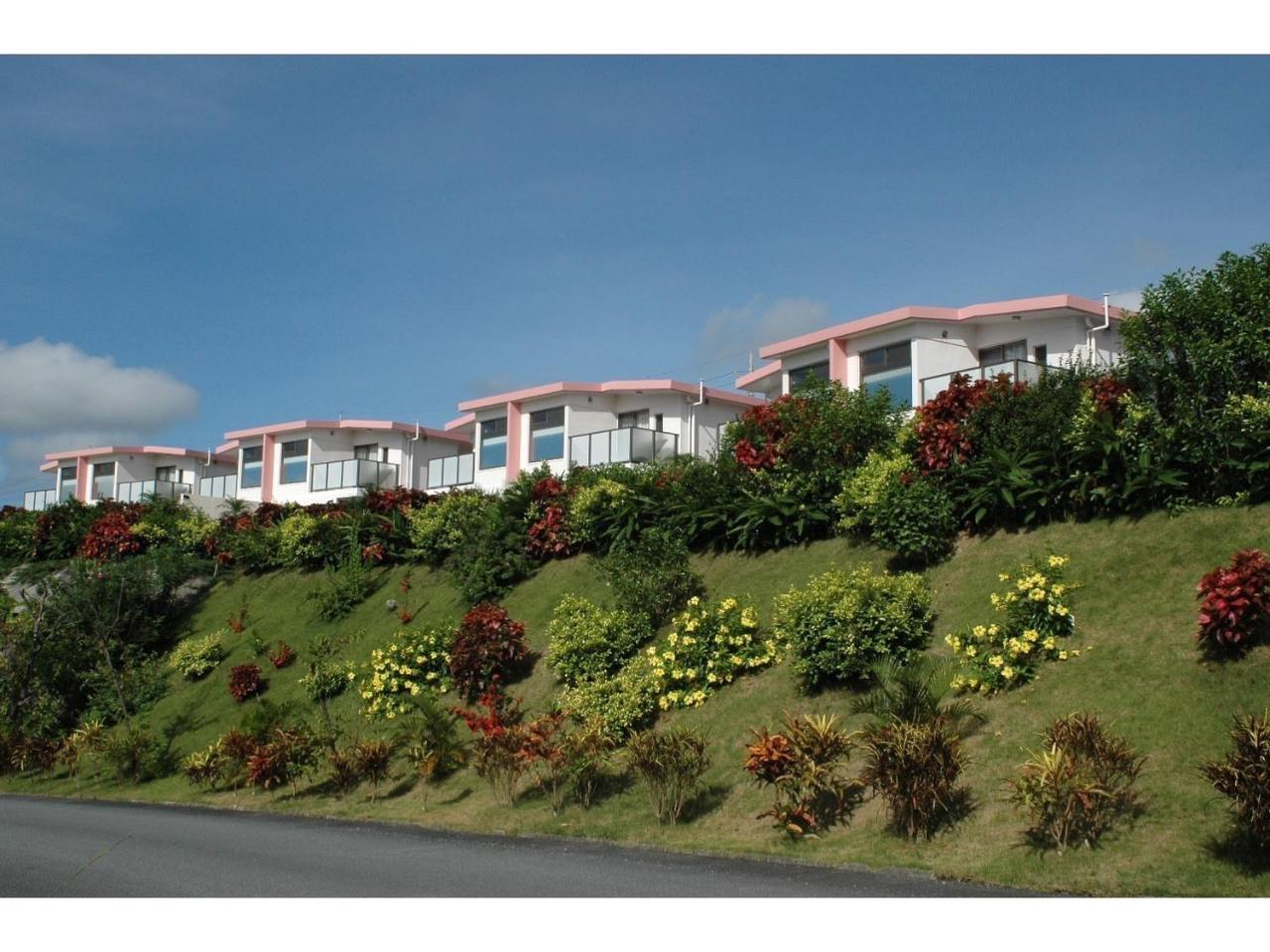 Villa Motobu Hills Экстерьер фото