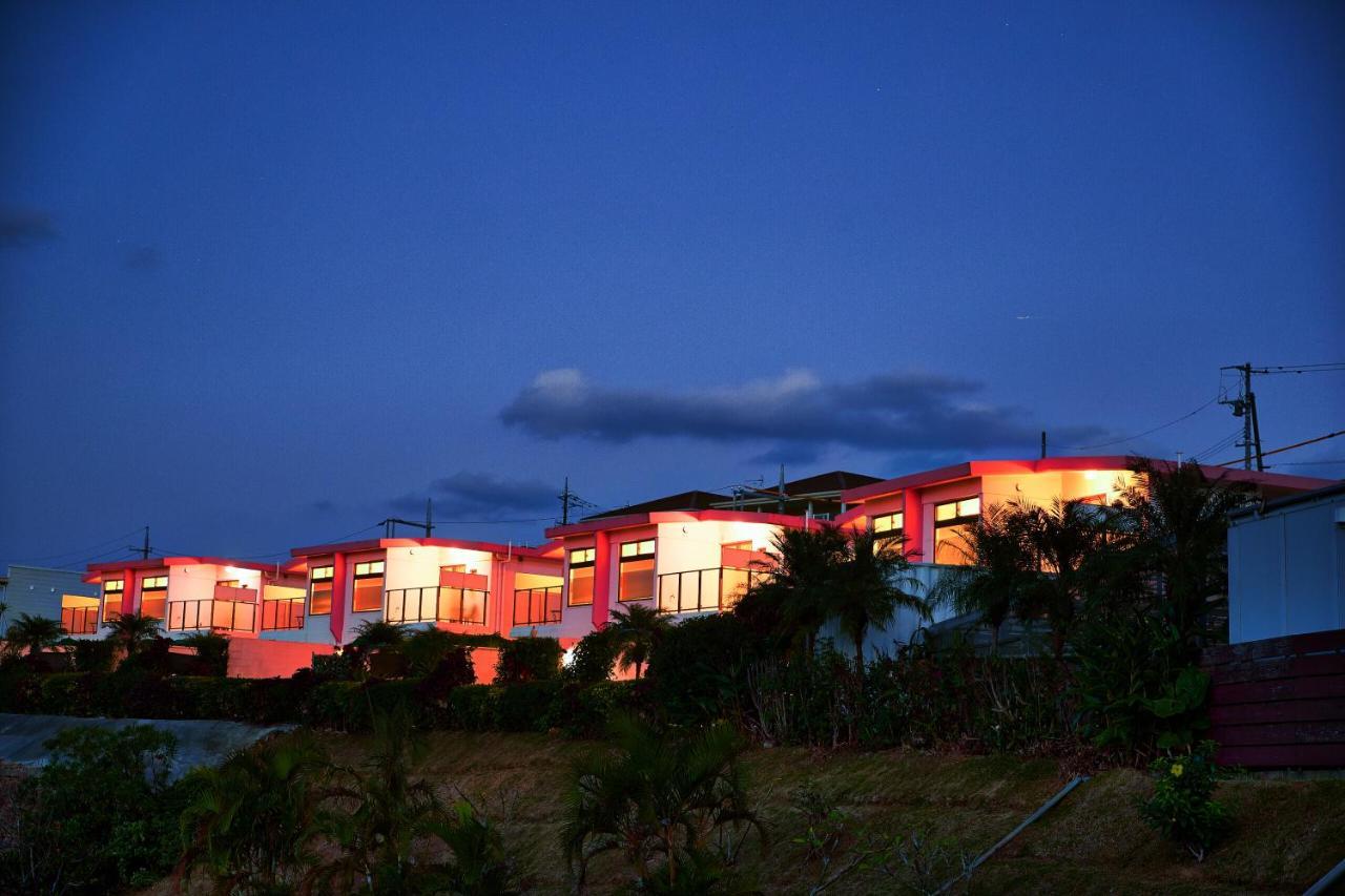 Villa Motobu Hills Экстерьер фото